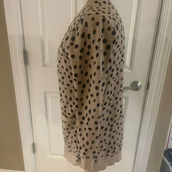 Leopard Print Cardigan- size S - Picture 3 of 5